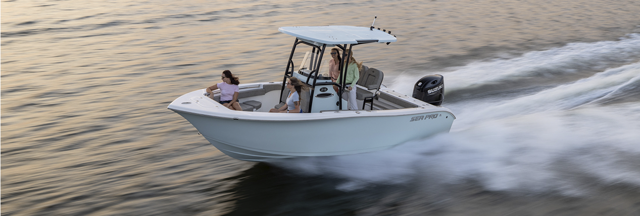 CENTER CONSOLE SERIES